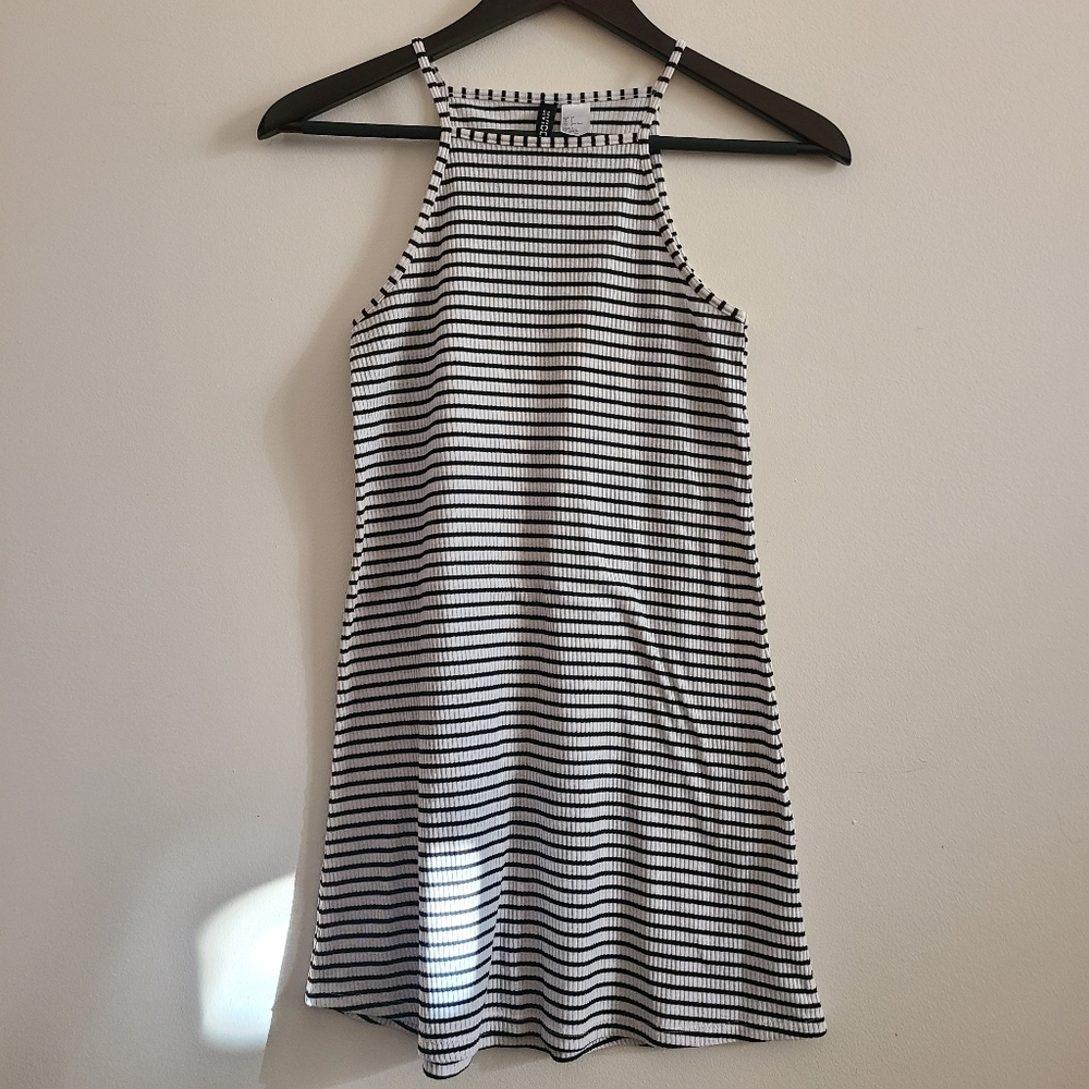 Striped Black and White Sleeveless Dress